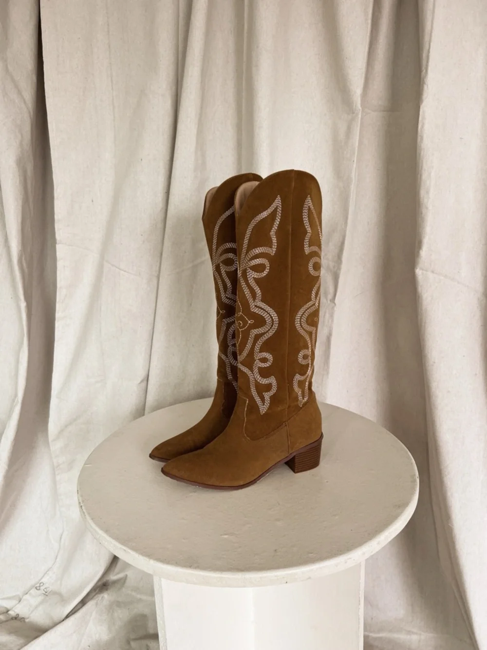 Suede Western Knee-High Boots in Brown